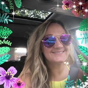 Meet your Posher, Casey